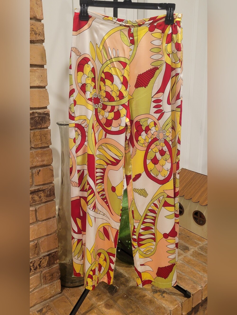 Silk Tori Richard Wide-Leg Pants in Yellow, Red, Peach & White Floral Graphic